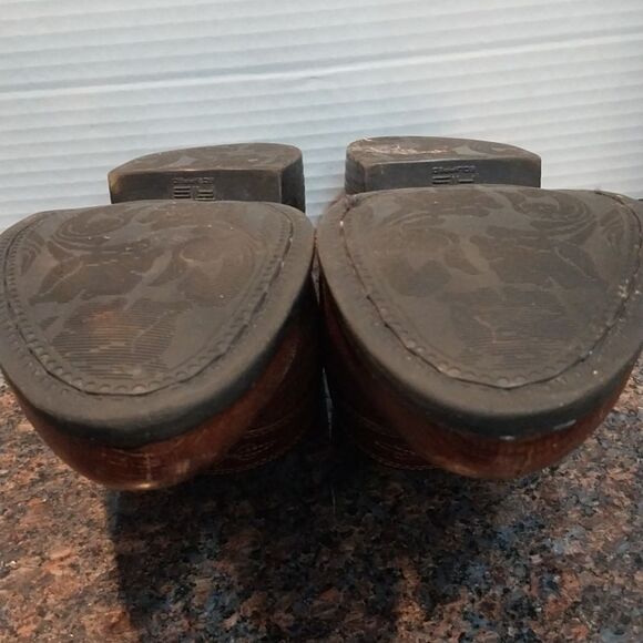 Ladies Ariat Women's  Tan Leather Slip-On Mules...Size 6...EUC - Picture 8 of 9